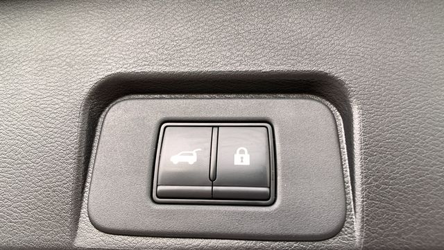 2024 Nissan Rogue SV - Photo 25