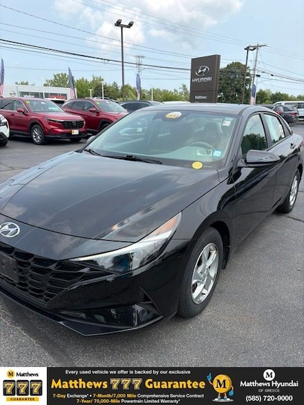 2023 Hyundai Elantra SE Sedan