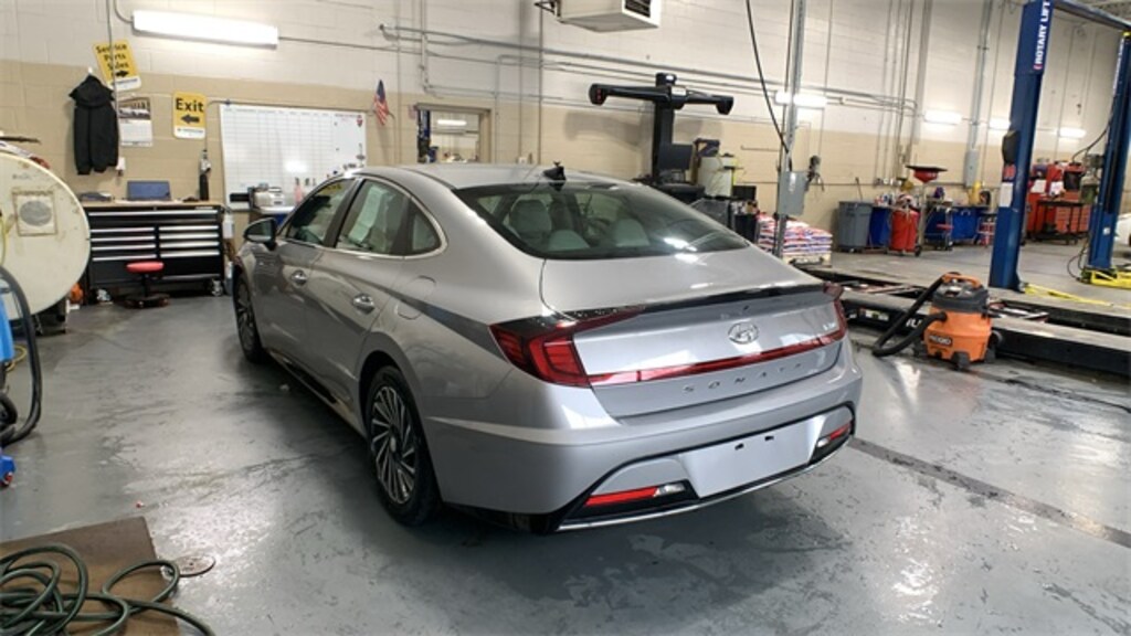 Used 2023 Hyundai Sonata Hybrid SEL Sedan