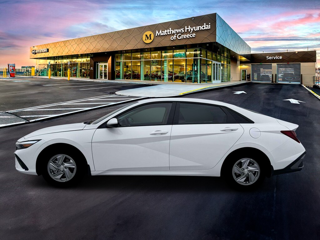 New 2026 Hyundai Elantra SE Sedan