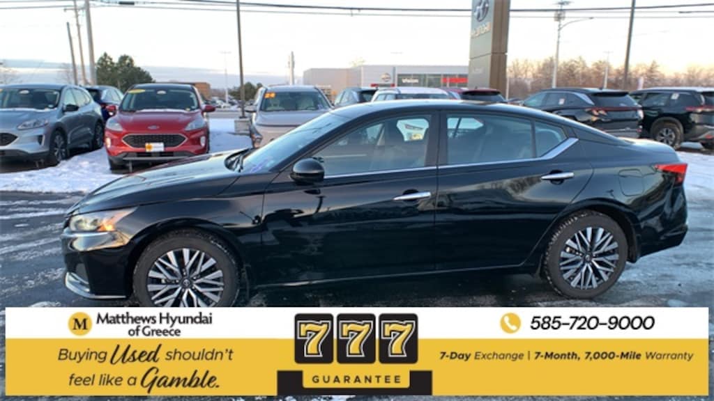 Used 2023 Nissan Altima 2.5 SV Sedan