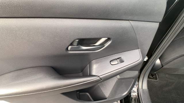 2024 Nissan Sentra SV - Photo 17
