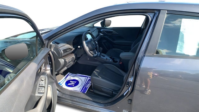 Additional photo of vehicle.