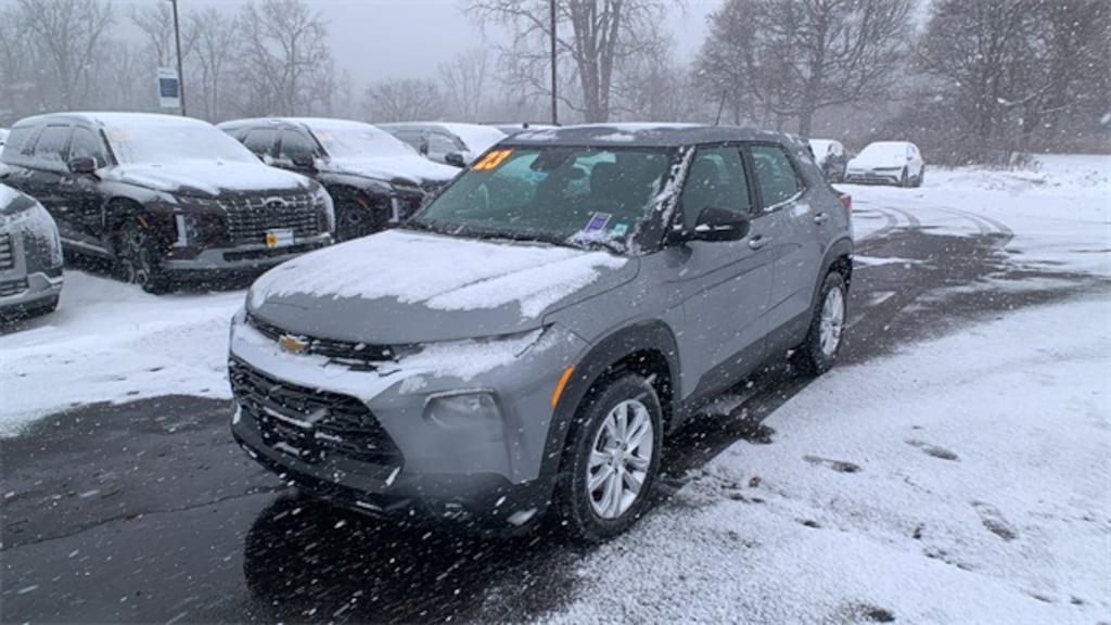 Used 2023 Chevrolet Trailblazer LS SUV