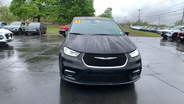 2023 Chrysler Pacifica Touring L - Photo 8