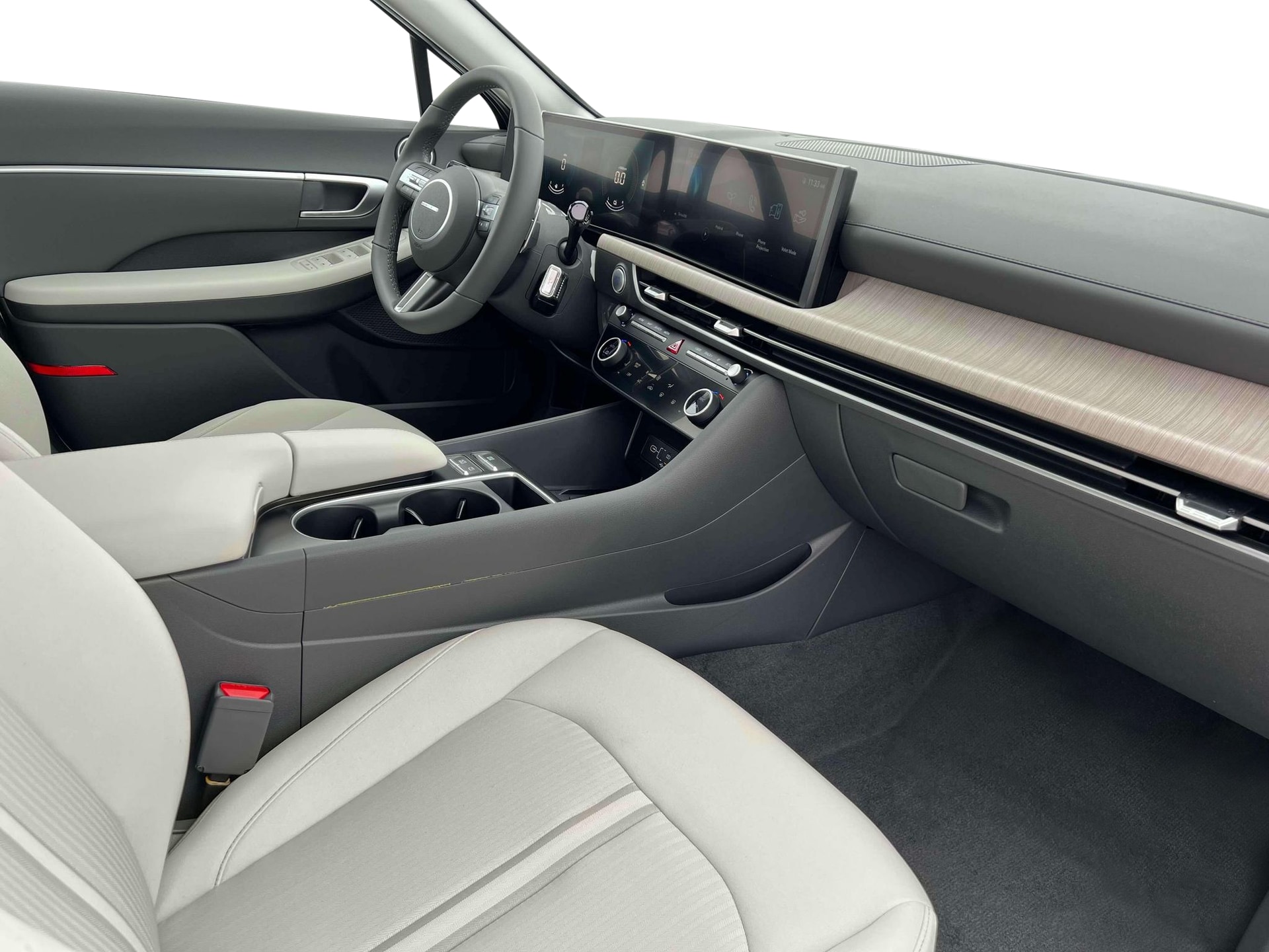 2025 Hyundai Sonata Hybrid SEL - Photo 15