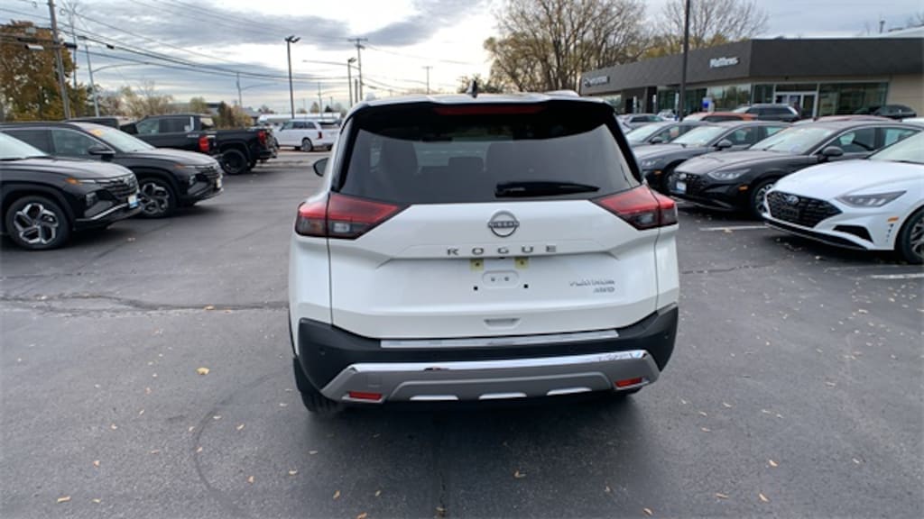 Used 2023 Nissan Rogue Platinum SUV