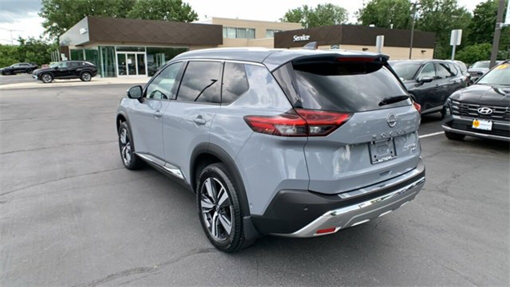 Used 2023 Nissan Rogue Platinum SUV