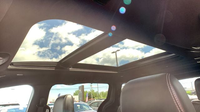 2023 Chrysler Pacifica Limited - Photo 17