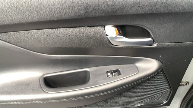 2022 Hyundai Santa Fe SEL - Photo 18