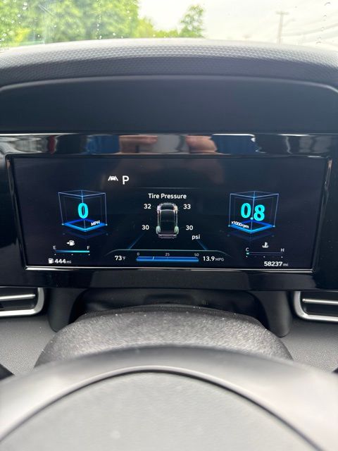 2021 Hyundai Elantra SEL - Photo 2