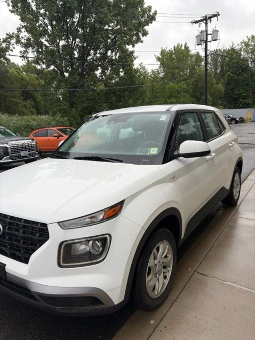Used 2023 Hyundai Venue SE SUV