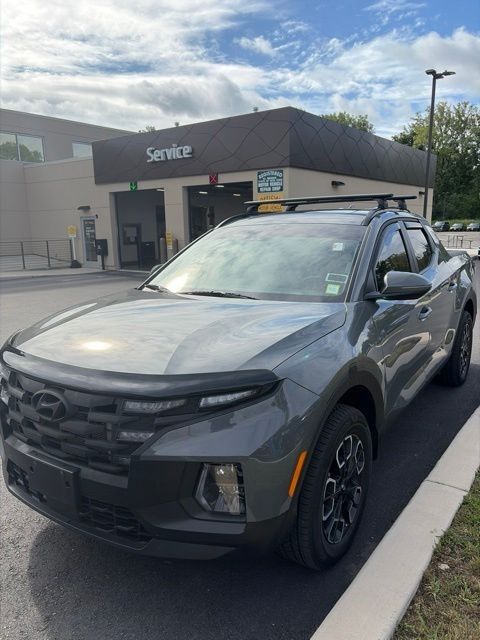 Additional photo of vehicle.