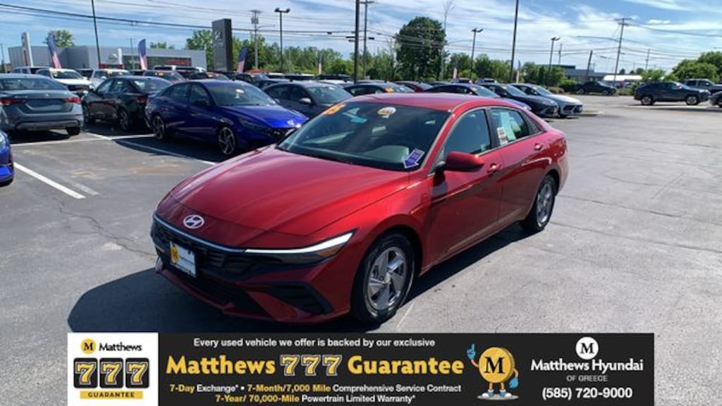 Used 2025 Hyundai Elantra SE Sedan