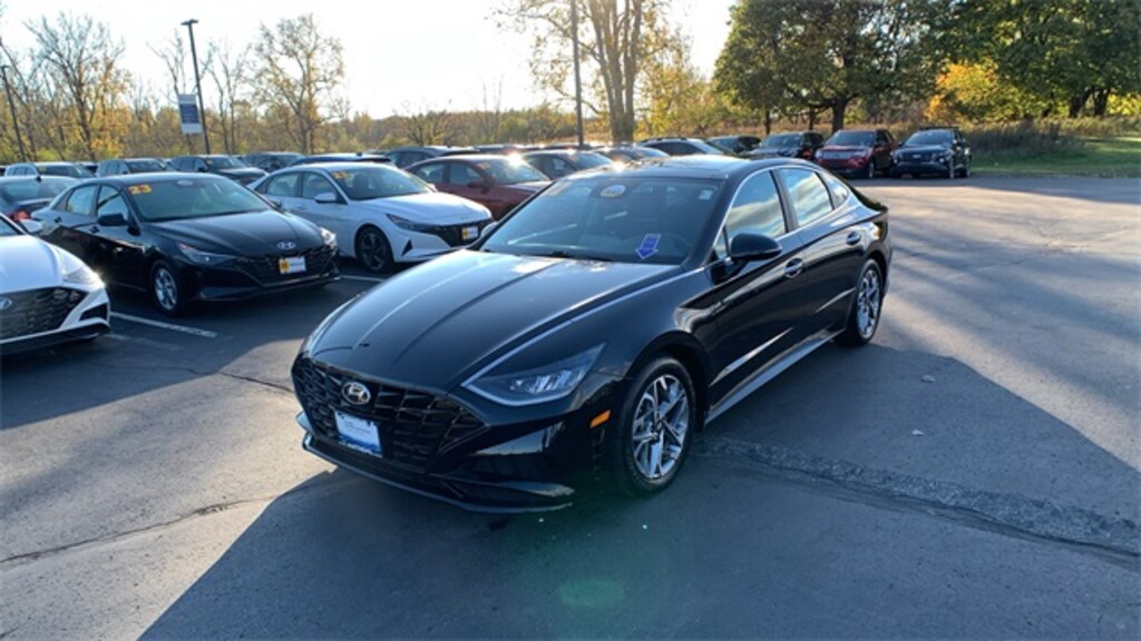Used 2022 Hyundai Sonata SEL Sedan