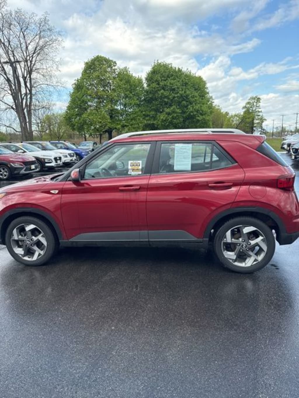 Used 2025 Hyundai Venue Limited SUV