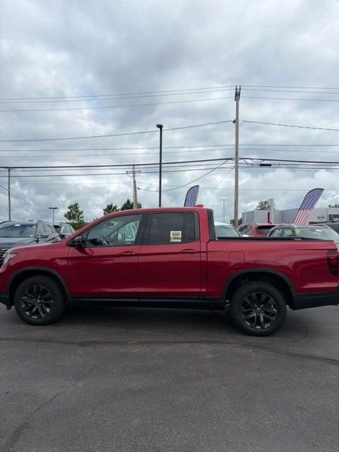 Additional photo of vehicle.