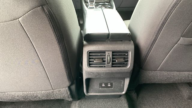 2024 Nissan Rogue SV - Photo 21