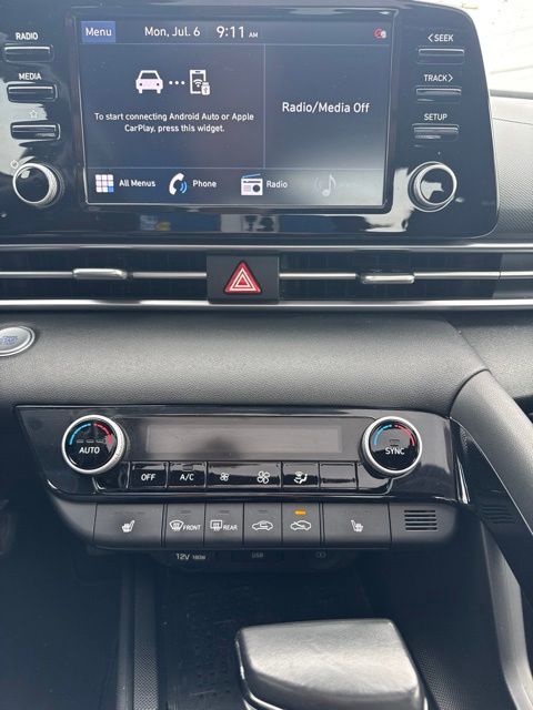 2021 Hyundai Elantra SEL - Photo 6