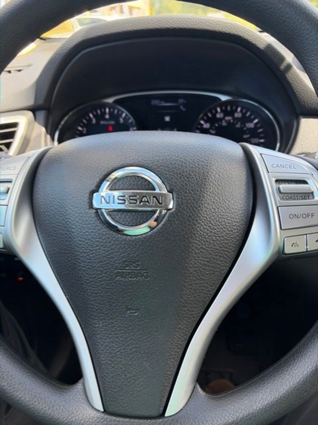 Used 2016 Nissan Rogue SV SUV