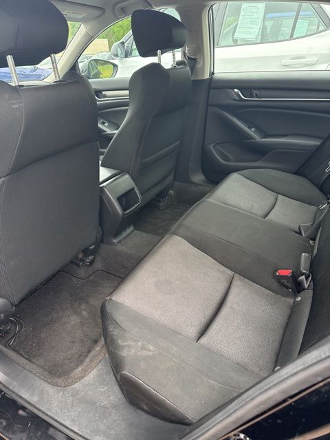 2018 Honda Accord LX - Photo 15
