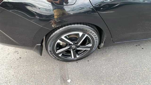 2024 Nissan Sentra SV - Photo 23