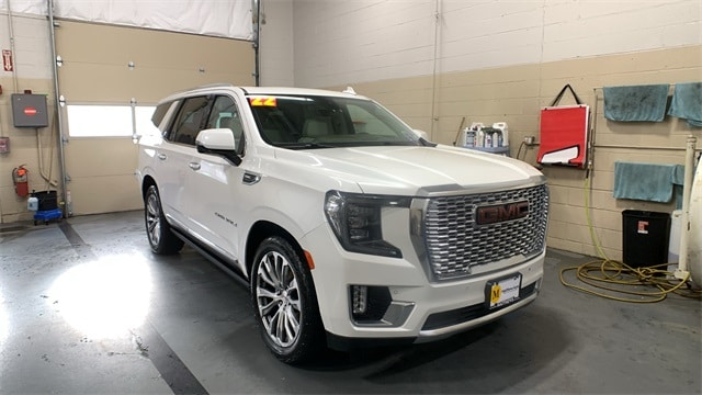 2022 GMC Yukon Denali's photo