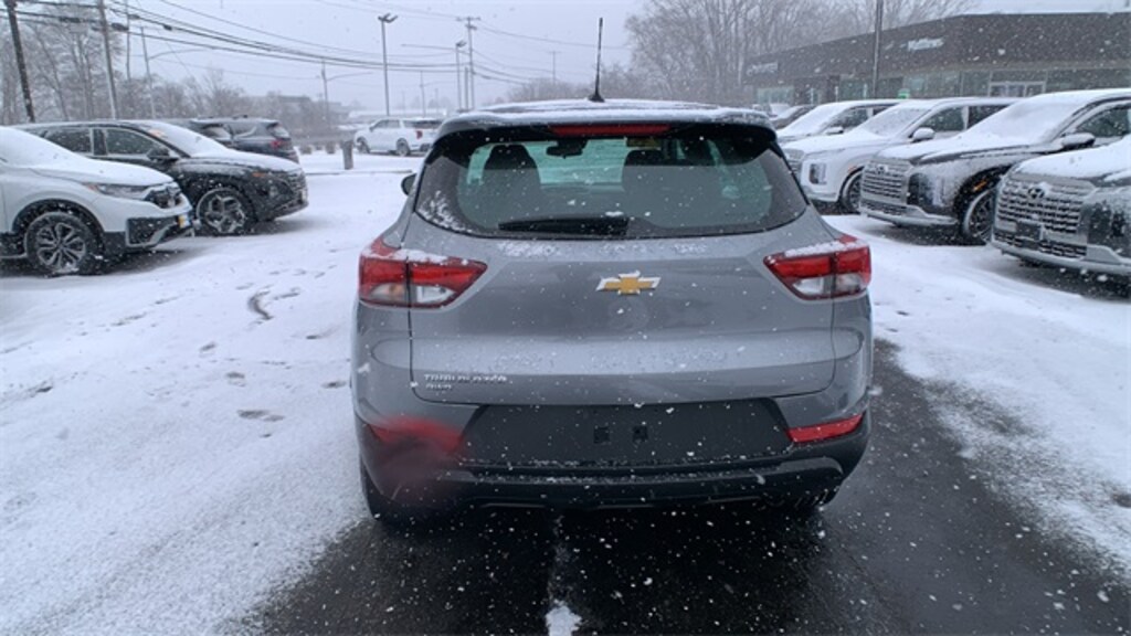 Used 2023 Chevrolet Trailblazer LS SUV