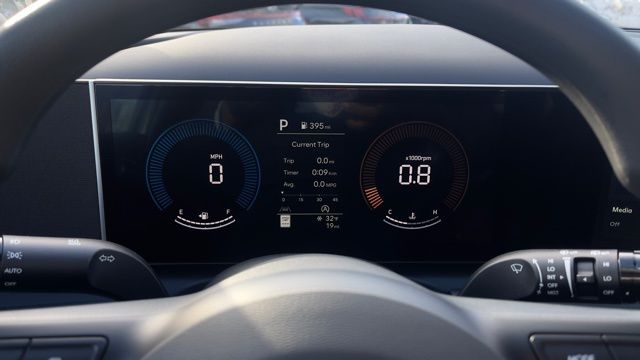 2025 Hyundai Tucson SE - Photo 21