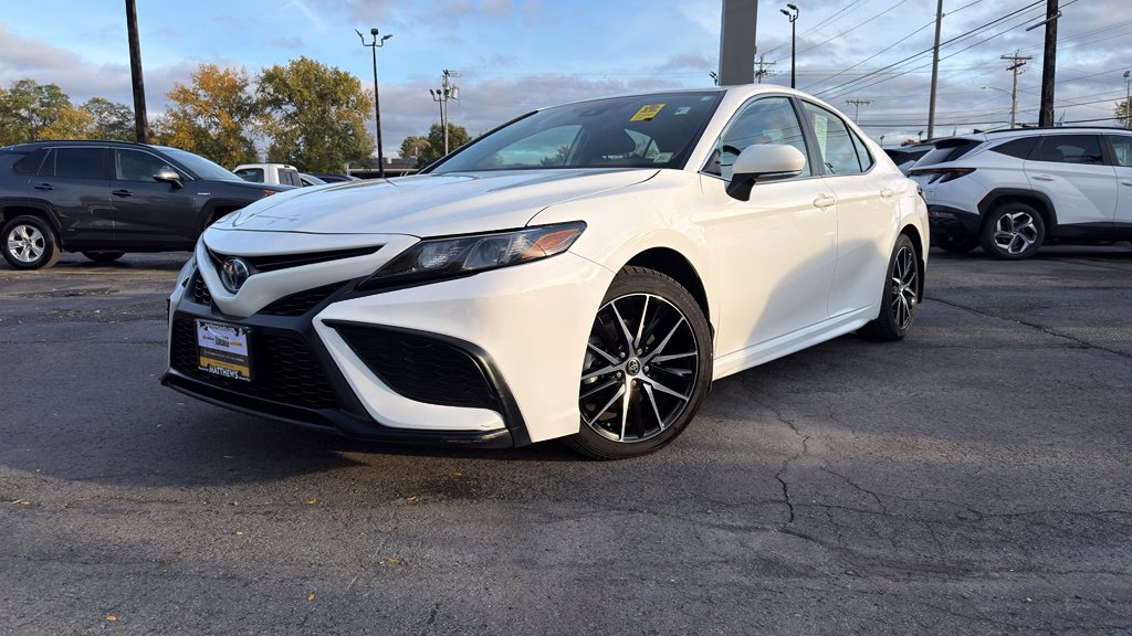 Used 2024 Toyota Camry Hybrid Sedan