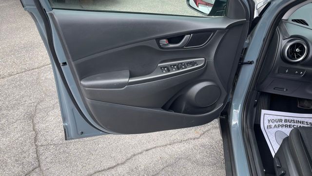 2023 Hyundai Kona SEL - Photo 25