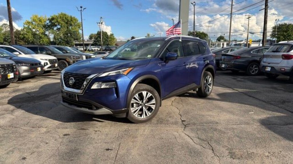 Used 2021 Nissan Rogue SV SUV