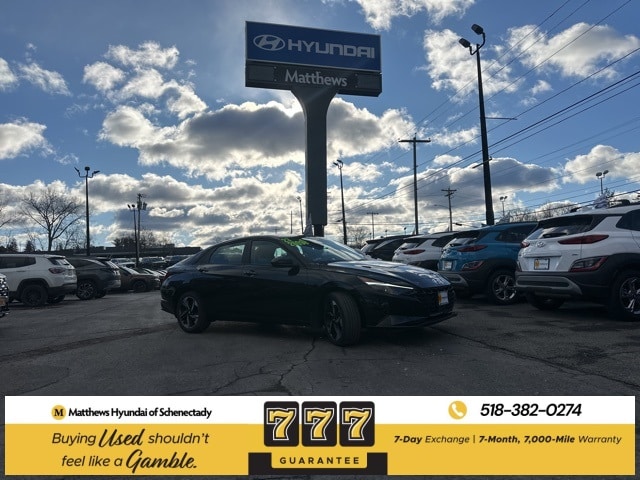 2023 Hyundai Elantra Sedan 