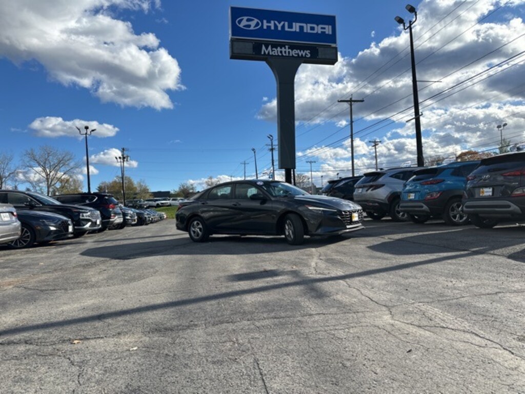 Certified 2021 Hyundai Elantra SE Sedan