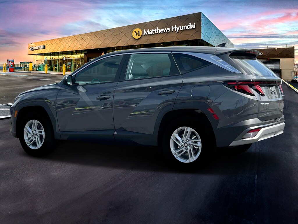 New 2025 Hyundai Tucson SE AWD SUV
