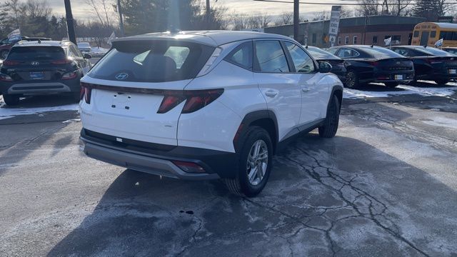 2025 Hyundai Tucson SE - Photo 9
