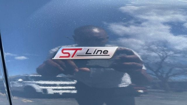 2023 Ford Escape ST-Line - Photo 11