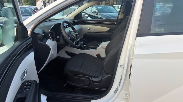 2024 Hyundai Tucson SE - Photo 25