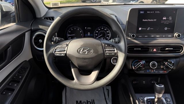 2023 Hyundai Kona SEL - Photo 17