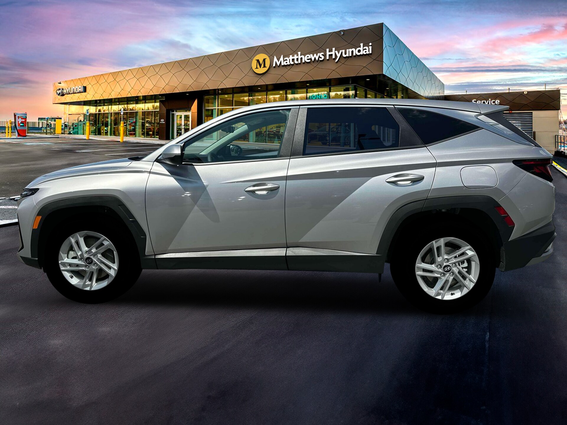 2025 Hyundai Tucson SE photo 3