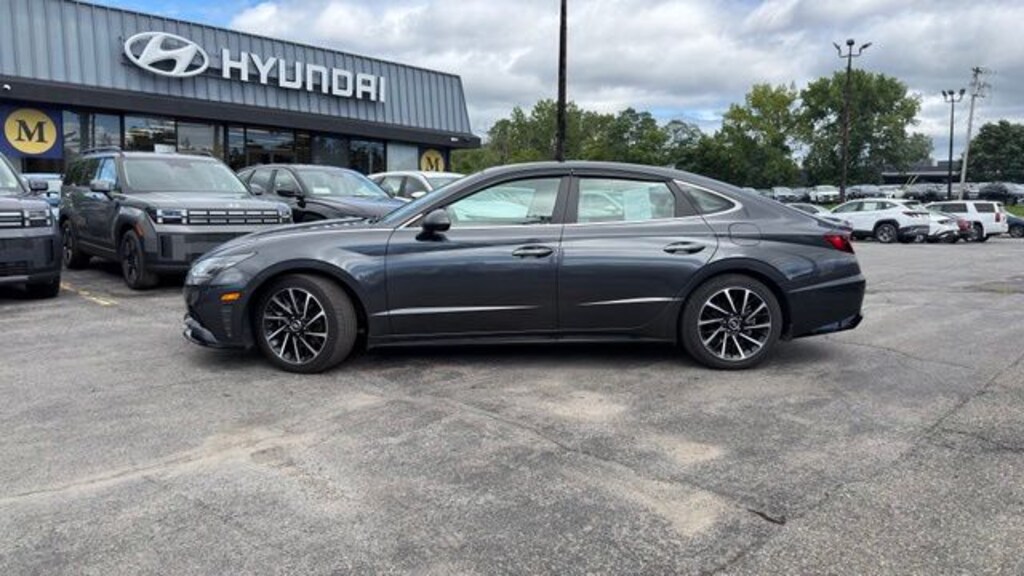 Used 2021 Hyundai Sonata Limited Sedan