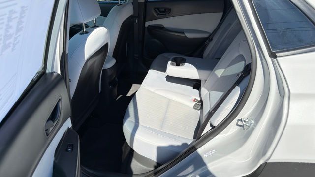 2023 Hyundai Kona SEL - Photo 12