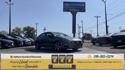 2021 Nissan Altima 2.5 SR Sedan