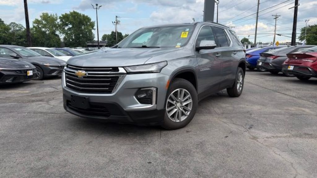 Used 2023 Chevrolet Traverse LT Cloth w/1LT SUV