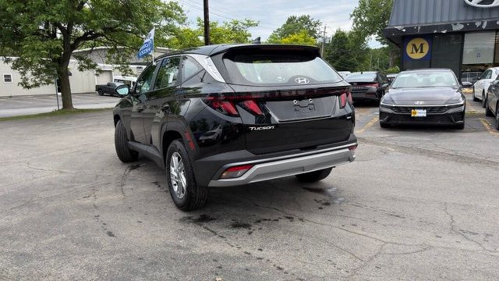 Certified 2025 Hyundai Tucson SE SUV