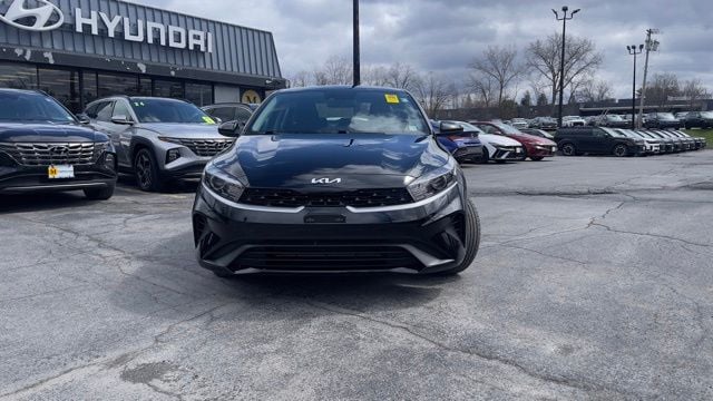 Used 2023 Kia Forte LXS with VIN 3KPF24AD3PE605032 for sale in Schenectady, NY