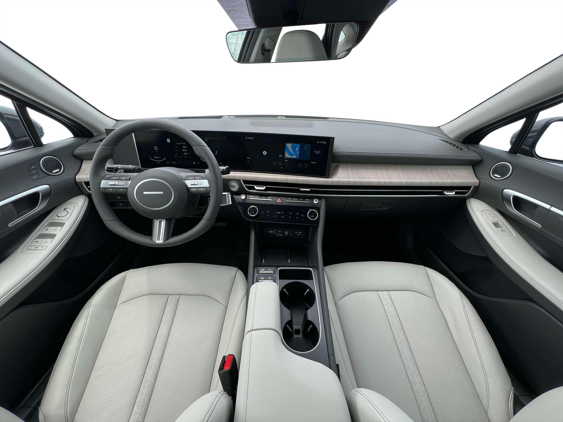 2025 Hyundai Sonata Hybrid Limited - Photo 13
