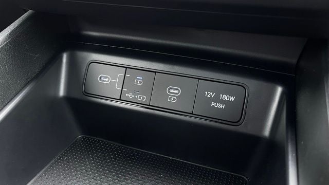 2025 Hyundai Tucson SE - Photo 21