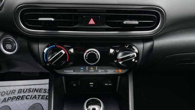 2023 Hyundai Kona SEL - Photo 23