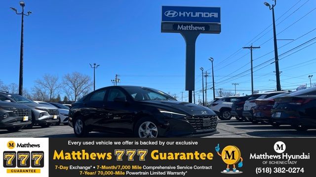 2023 Hyundai Elantra SE